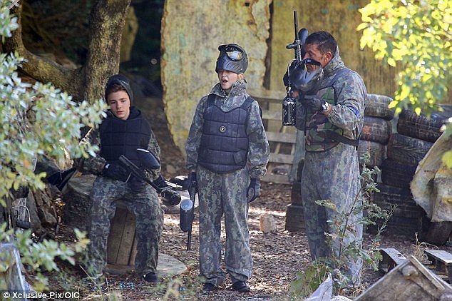 Hôm qua là sinh nhật lần thứ 13 của cậu con trai Rocco