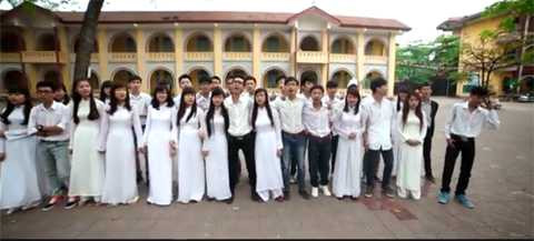 Clip 'Ngày ấy, bạn và tôi' xúc động dân mạng