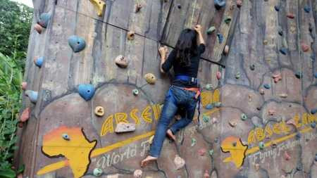 Huyền chip bỏ đại học, đi 25 quốc gia