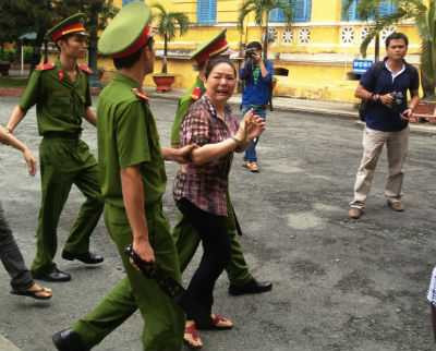 án tử, tuyệt vọng, cô gái trẻ, người mẹ