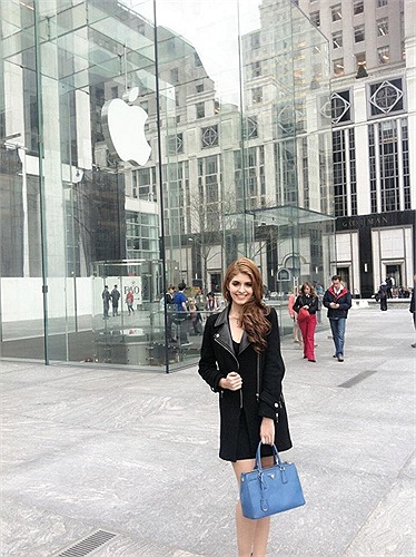 Hotgirl An Tây này chắc chắn sẽ là điểm nhấn thú vị cho bữa tiệc người mẫu thời trang của ông trùm chân dài Vũ Khắc Tiệp.