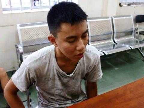 Lê Văn Sang tại cơ quan công an