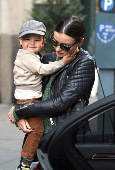 Flynn Bloom và mẹ