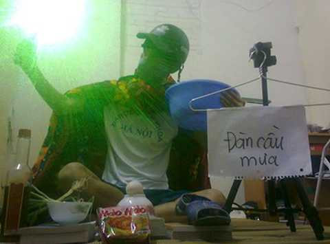 Sinh viên chống nóng