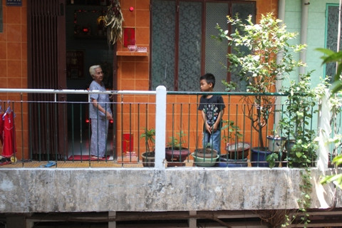 TP.HCM, Sài Gòn, hung thủ, cuồng sát, Công an Q.5, hung khí, dao.