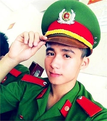 Hiếu, hiện đang theo học ngành cảnh sát Kinh tế tại HV CSND Hà Nội.