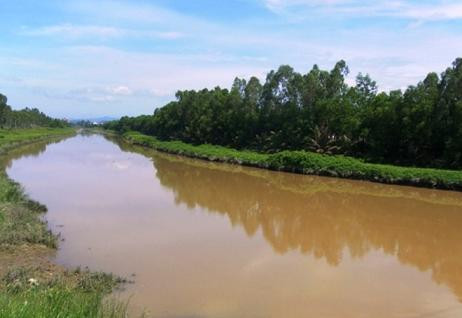 bắt ốc, đuối nước, chết đuối, vợ chồng