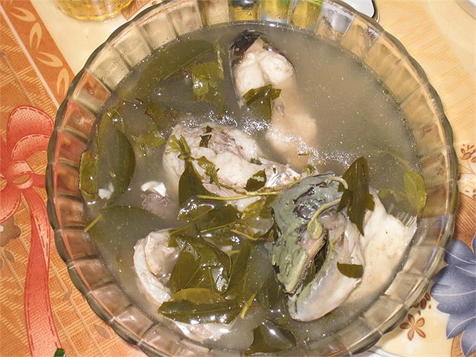 Thịt cá anh vũ trắng, quánh chắc và có hương vị thơm ngon đặc biệt. Theo quan niệm dân gian, thịt loài cá này tính mát, có thể chữa một số loại bệnh tính nhiệt. Ảnh: Diễn đàn câu cá.