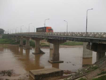 Cầu Đak Bla, Kon Tum