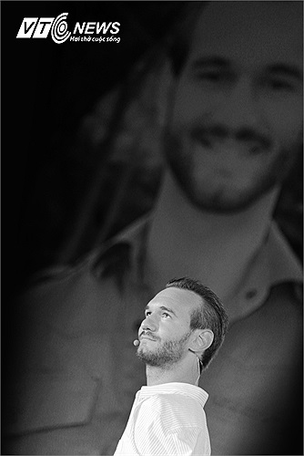 'Đừng bao giờ từ bỏ khát vọng!'