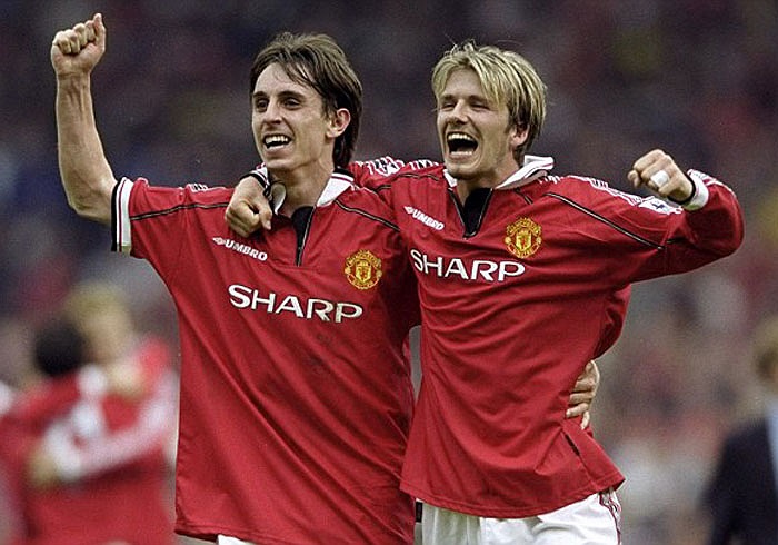 Trong lứa cầu thủ này, người Becks thân nhất là Gary Neville