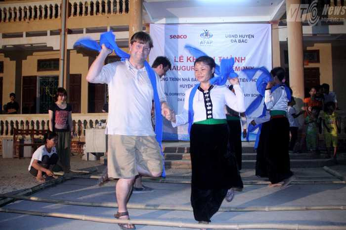 Đêm văn nghệ đặc biệt giữa đại ngàn Tây Bắc