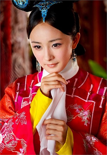 Bắt đầu nổi tiếng với vai Tình Xuyên trong 'Ngọc sáng hoàng cung', Dương Mịch đang là gương mặt mới đáng chú ý.