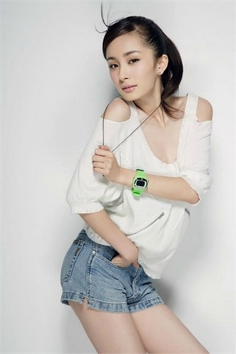 Vẻ đẹp trong sáng, ngọt ngào của Dương Mịch hôm nay có đúng là sản phẩm của dao kéo?