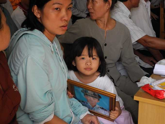 vô ý, hải quan, bắn chết đồng nghiệp