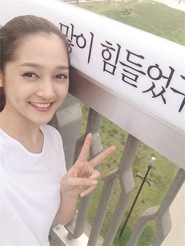 Bảo Anh đang có mặt tại Hàn Quốc thực hiện dự án âm nhạc mới của mình.