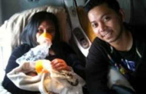 đẻ trên máy bay