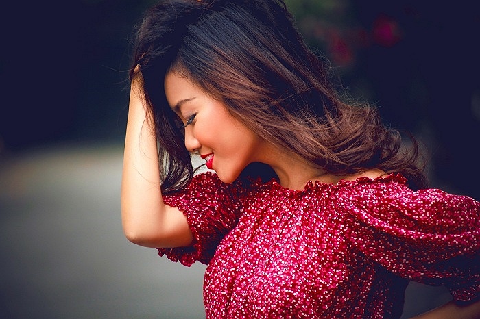 Nếu trong đêm đầu tiên, khán giả bất ngờ với màn trình diễn của giám khảo Khánh Thi thì trong đêm liveshow sắp tới, khán giả sẽ bất ngờ hơn nữa với sự trở lại của Đoan Trang - Á quân Bước nhảy hoàn vũ mùa đầu tiên.