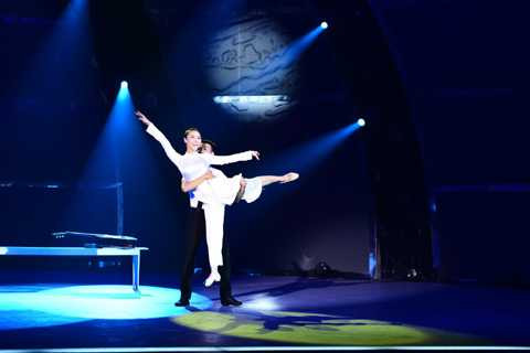 Thuy Van - The Chung