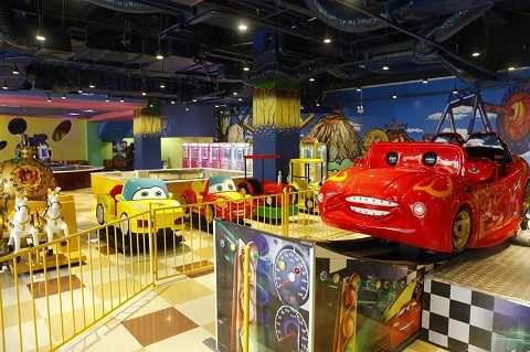 “Đột nhập” Vincom Mega Mall Royal City trước giờ G