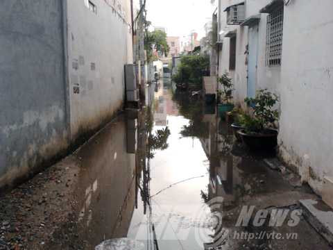 ngập nước, kẹt xe, Tân Hóa, Lò Gốm, Đầm Sen