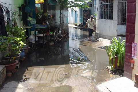 ngập nước, kẹt xe, Tân Hóa, Lò Gốm, Đầm Sen