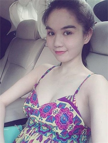 Ngọc Trinh tiếp tục sự nghiệp kinh doanh mỹ phẩm.