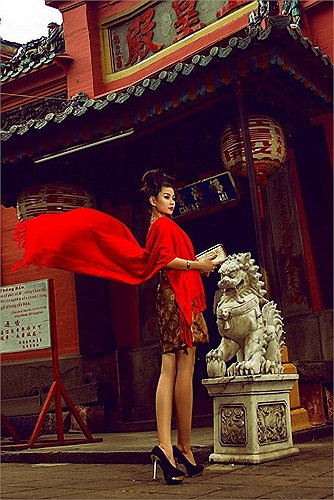 Miss Teen 2010, Nữ hoàng cafe Nguyễn Lâm Diễm Trang mới có một bộ ảnh cực ấn tượng, khoe trọn vẹn vẻ đẹp Á đông của người phụ nữ.