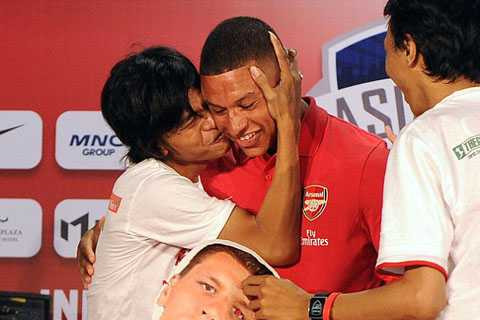 Arsenal sang VN