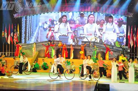 Hội An, festival di sản, Quảng Nam, tôn vinh, con người, Xứ Quảng