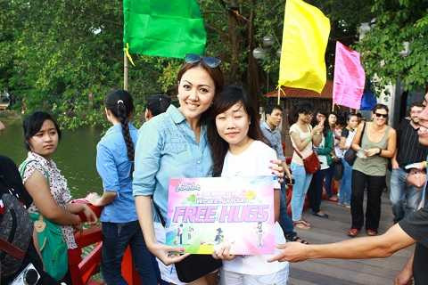 Ngày hội Free Hugs