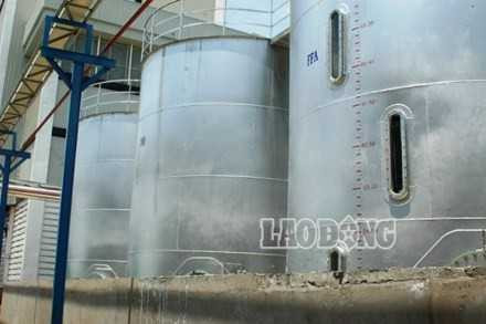 Bồn cao 9m, thiếu oxy có thể là nguyên nhân gây tai nạn.