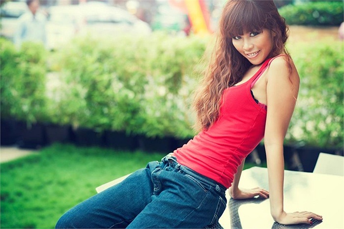 Từ vị trí cựu giám khảo, Hà Anh nêu quan điểm về chuyến đi của Hoàng Thùy, Tuyết Lan đến New York Fashion Week giống với chuyến giao lưu văn hóa.