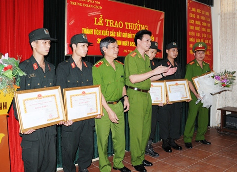 vận chuyển heroin