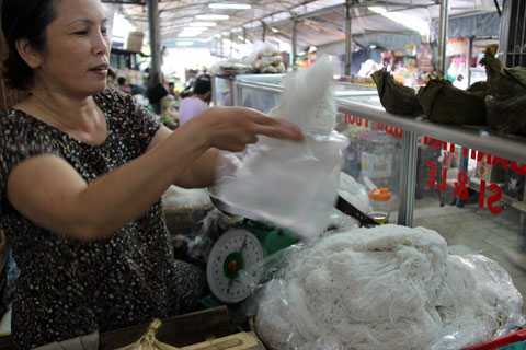Bún bẩn, hóa chất, độc hại, ung thư, đầu độc