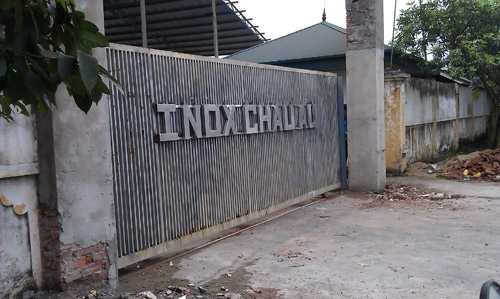 Nhà máy đối diện cũng nằm trong diện canh chừng của các ngân hàng