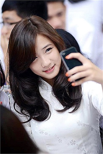 Với tổng điểm 45,5 nhưng Trâm Anh vẫn xếp loại tốt nghiệp trung bình vì môn Địa lí chỉ đạt 5 điểm