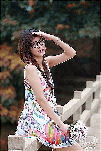 Điểm thi cụ thể của Băng Châu cụ thể như sau: Văn 6 điểm, Hóa 10 điểm, Địa lý 5 điểm, Sinh học 9,5 điểm, Toán 7,5 điểm, Tiếng Anh 8 điểm.