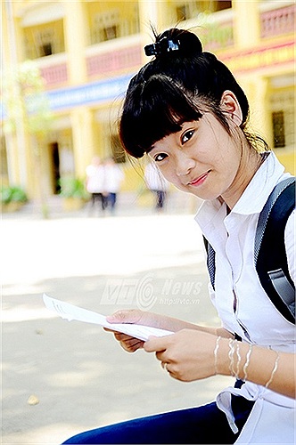 Điểm thi cụ thể của Hoàng Yên với Văn: 6, Hóa: 7, Địa: 5,5, Sinh: 6,5, Toán: 9,5, Anh: 9