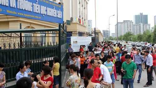 'Heo vàng' thi vào lớp 1 khó như thi đại học