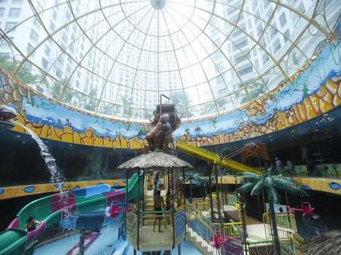 Tưng bừng khai trương Vincom Mega Mall Royal City