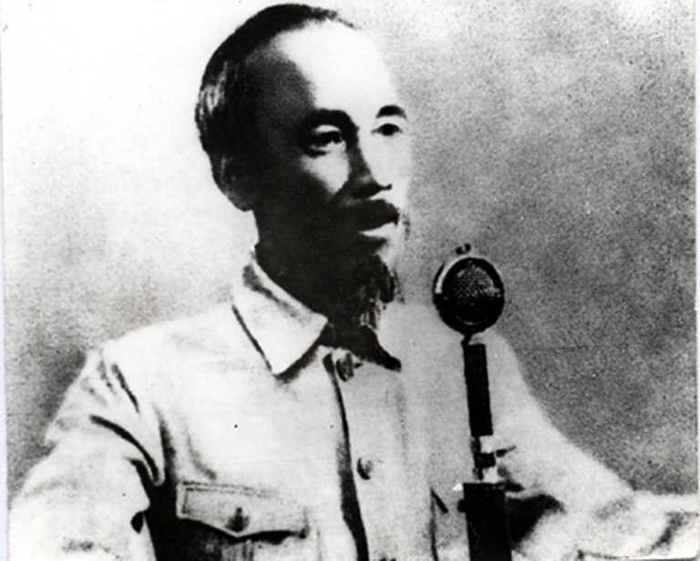 ngày quốc khánh, bản tuyên ngôn, tết độc lập, mồng 2/9/1945, quảng trường ba đình lịch sử