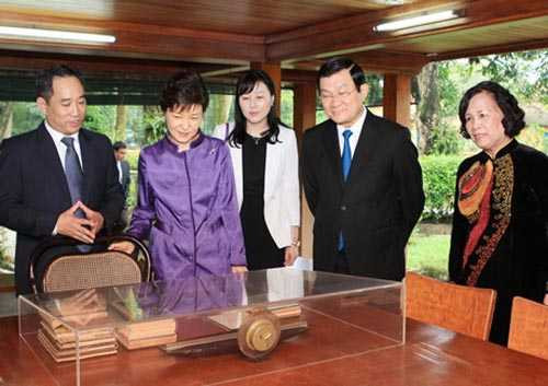 Tổng thống Park Geun Hye, Hàn Quốc, thăm Việt Nam