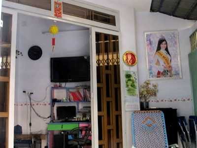 Chân dung hoa hậu Mỹ Xuân tại nhà mẹ của cô Chân dung hoa hậu Mỹ Xuân tại nhà mẹ của cô.