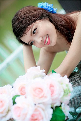 Cô gái này cũng tâm sự ngôi vị Hoa khôi sinh viên Hà Nội đã tạo ra nhiều cơ hội để mình được tham gia các hoạt động xã hội, củng cố các kỹ năng mềm như thuyết trình, giao tiếp làm việc nhóm