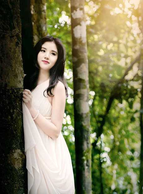 Hoa khôi Tuyết Mai