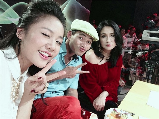 Xuân Bắc nhí nhảnh cùng Văn Mai Hương, chỉ có Thanh Lam là 'nghiêm trọng'.