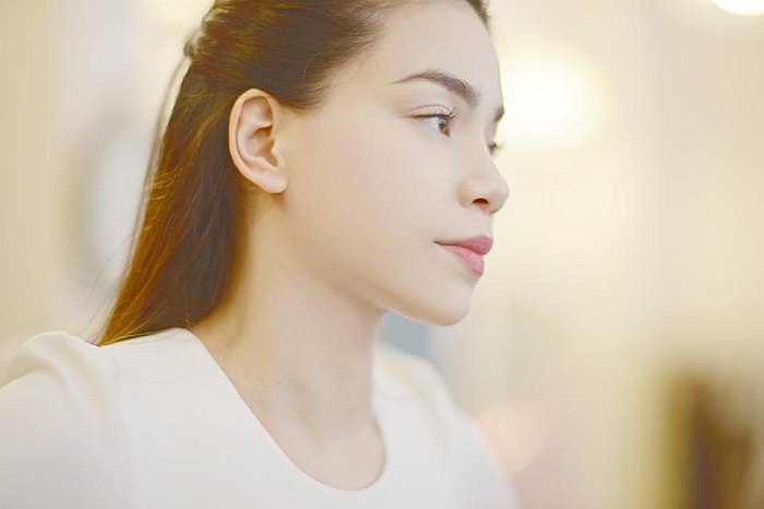 Hồ Ngọc Hà đẹp thuần khiết.