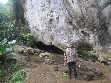 Hang trâu là nơi phát hiện nhiều di tích khảo cổ giá trị. 