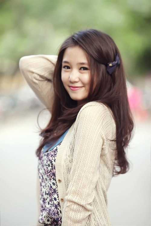 Hot girl khoe ảnh của mẹ